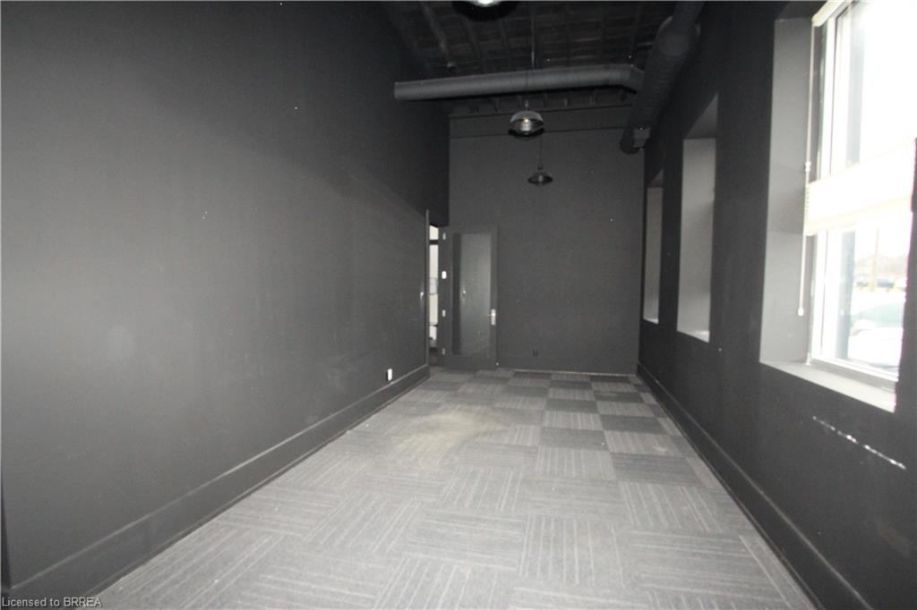 A-142 West Street Property Photo 37