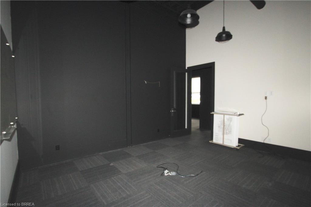 A-142 West Street Property Photo 40