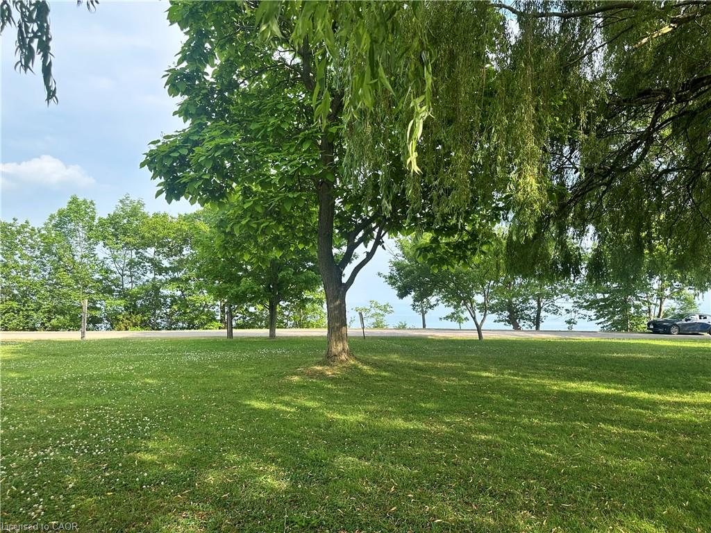 2823 Lakeshore Road Property Photo 1