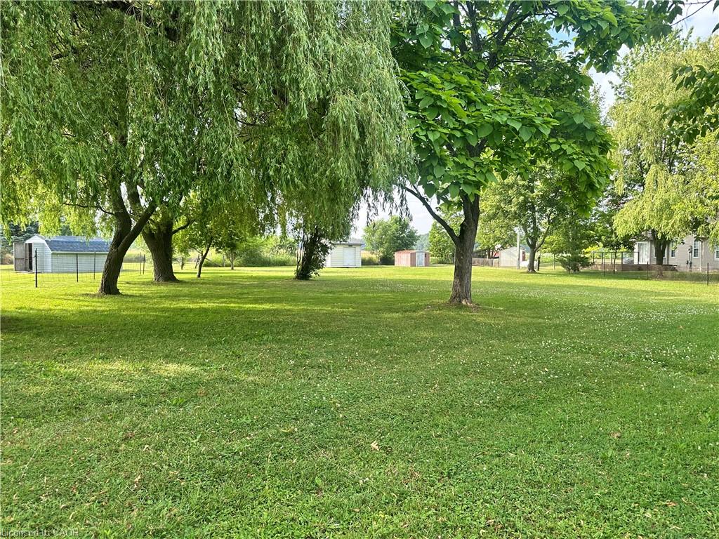 2823 Lakeshore Road Property Photo 9