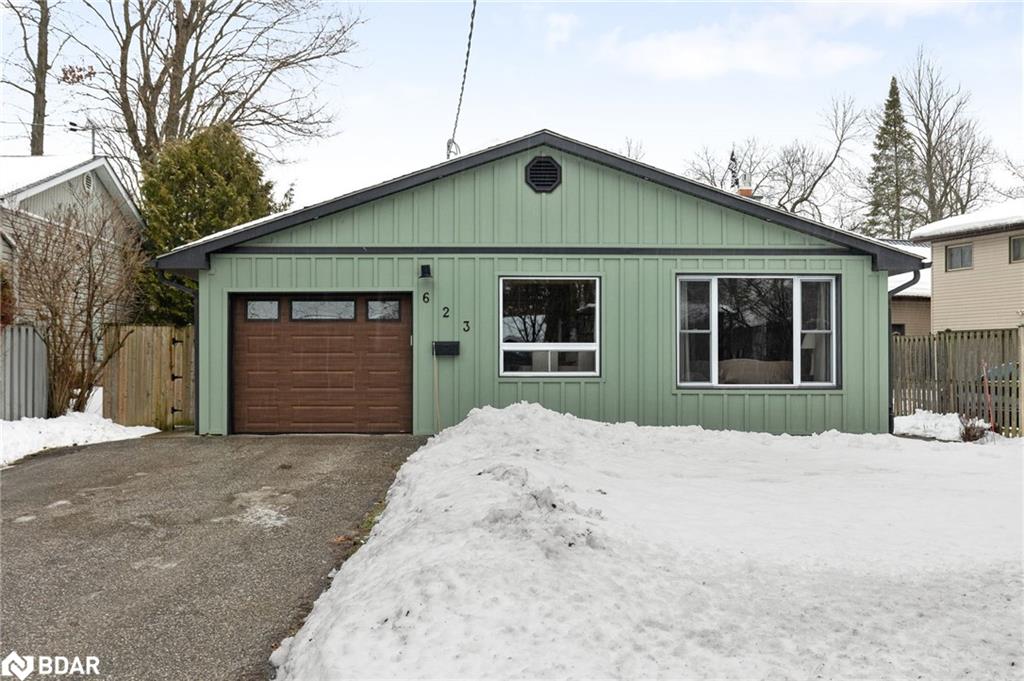 623 Moberley Avenue Property Photo