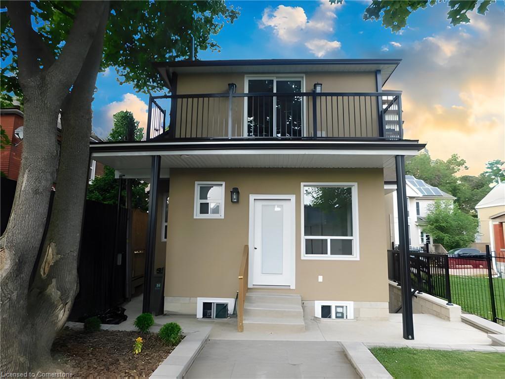 8 Harvey Street Property Photo 10