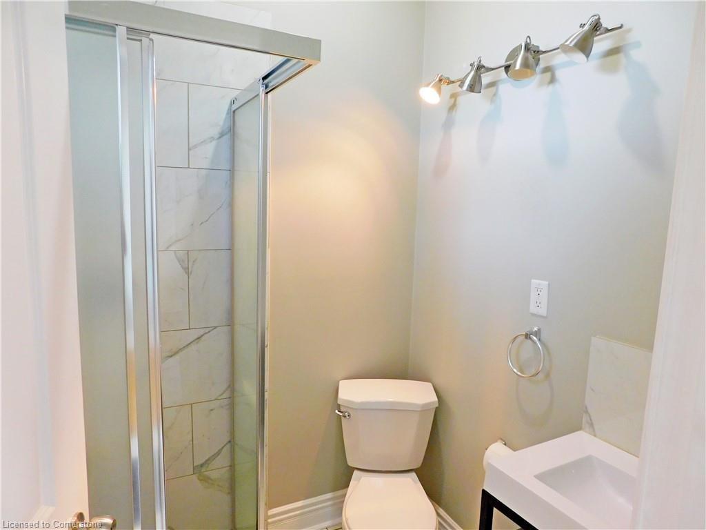 8 Harvey Street Property Photo 17