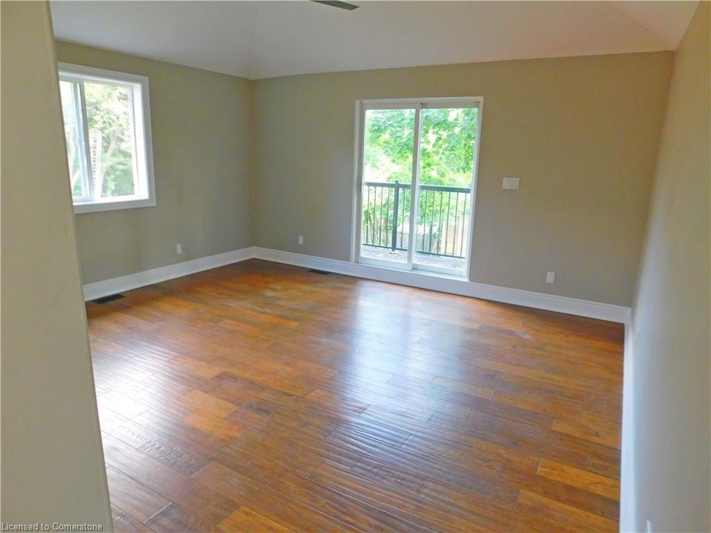 8 Harvey Street Property Photo 7