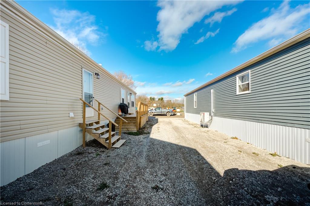 99 Fourth Conc Road Property Photo 8