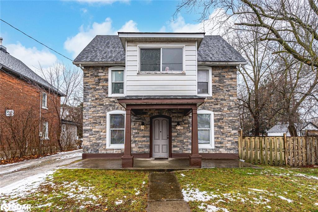 183 Dunlop Street W Property Photo