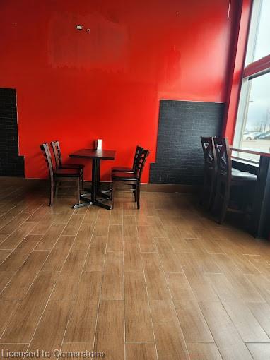 16850 Yonge Street Property Photo 3