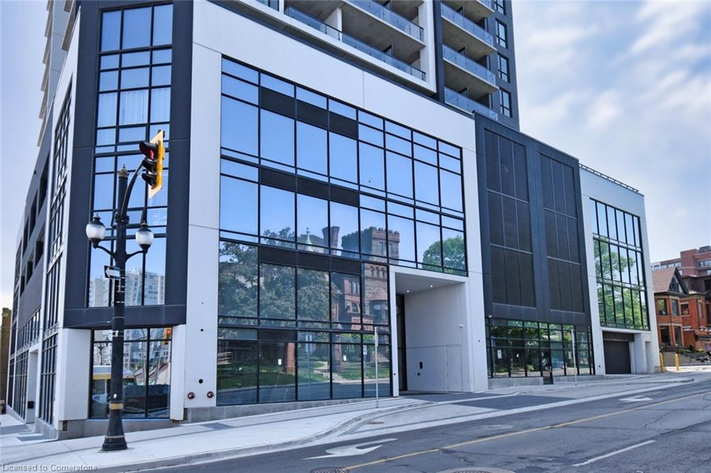 2112-15 Queen Street S Property Photo 1