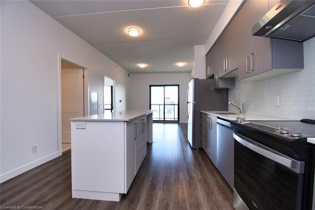 2112-15 Queen Street S Property Photo 11