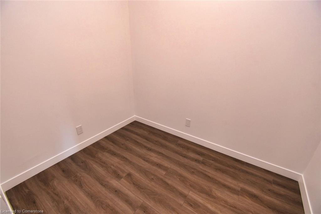 2112-15 Queen Street S Property Photo 29
