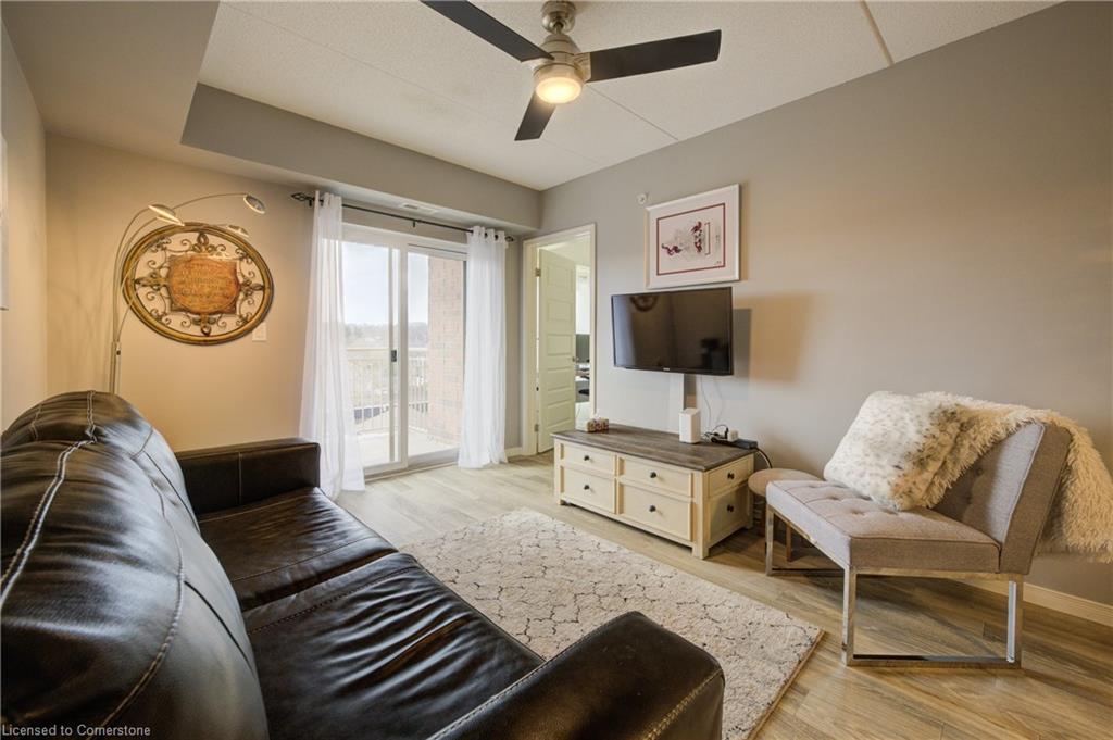 612-155 Water Street Property Photo 1