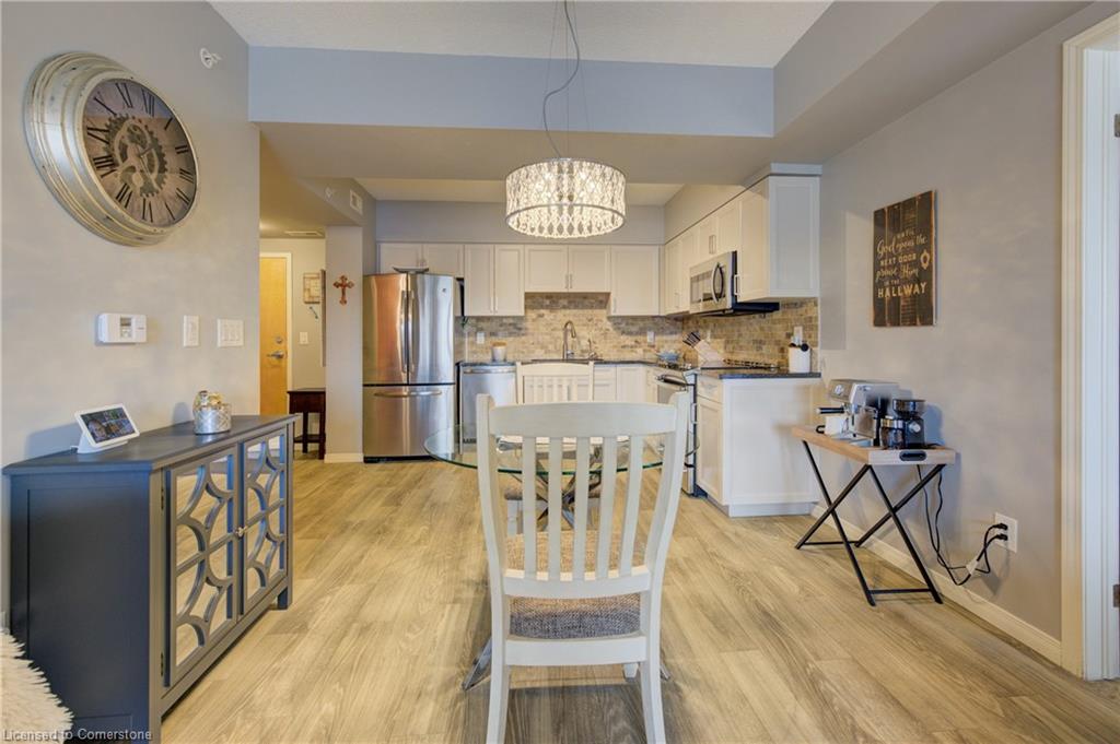 612-155 Water Street Property Photo 14