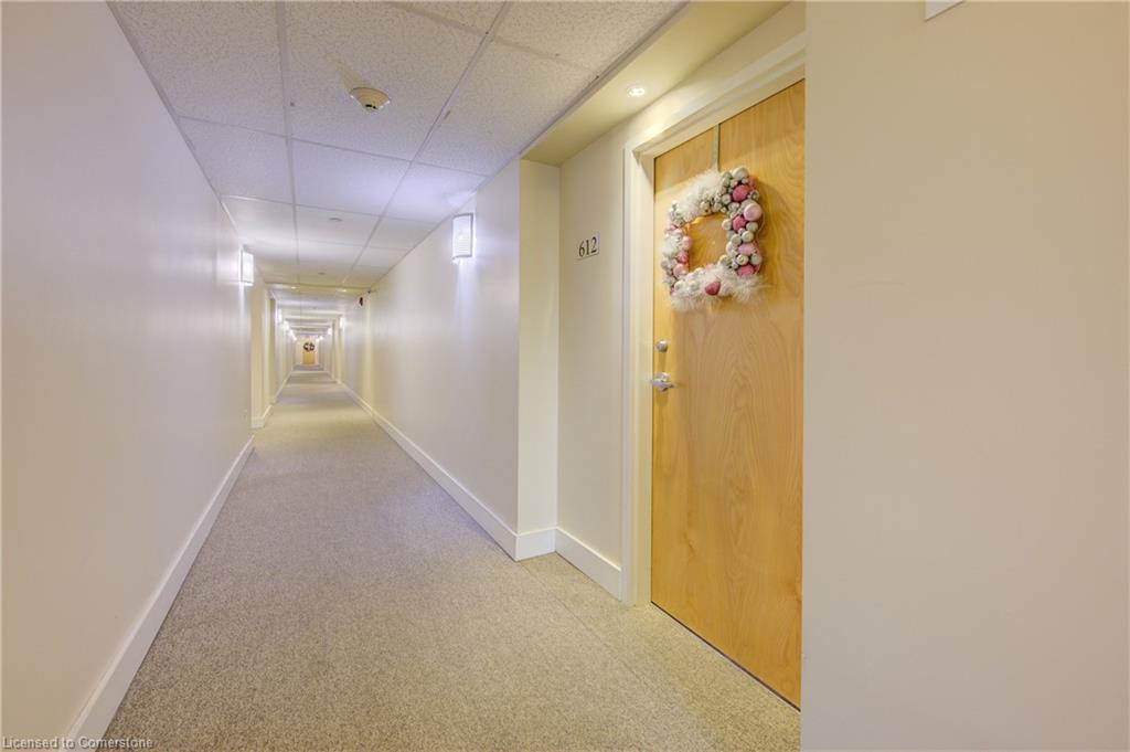 612-155 Water Street Property Photo 31