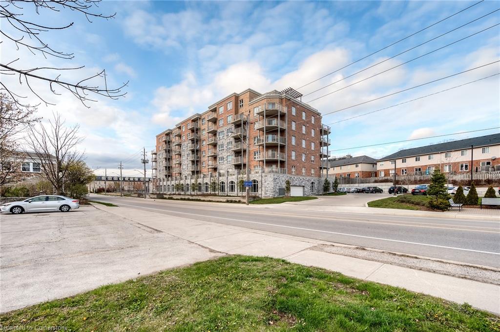 612-155 Water Street Property Photo 43