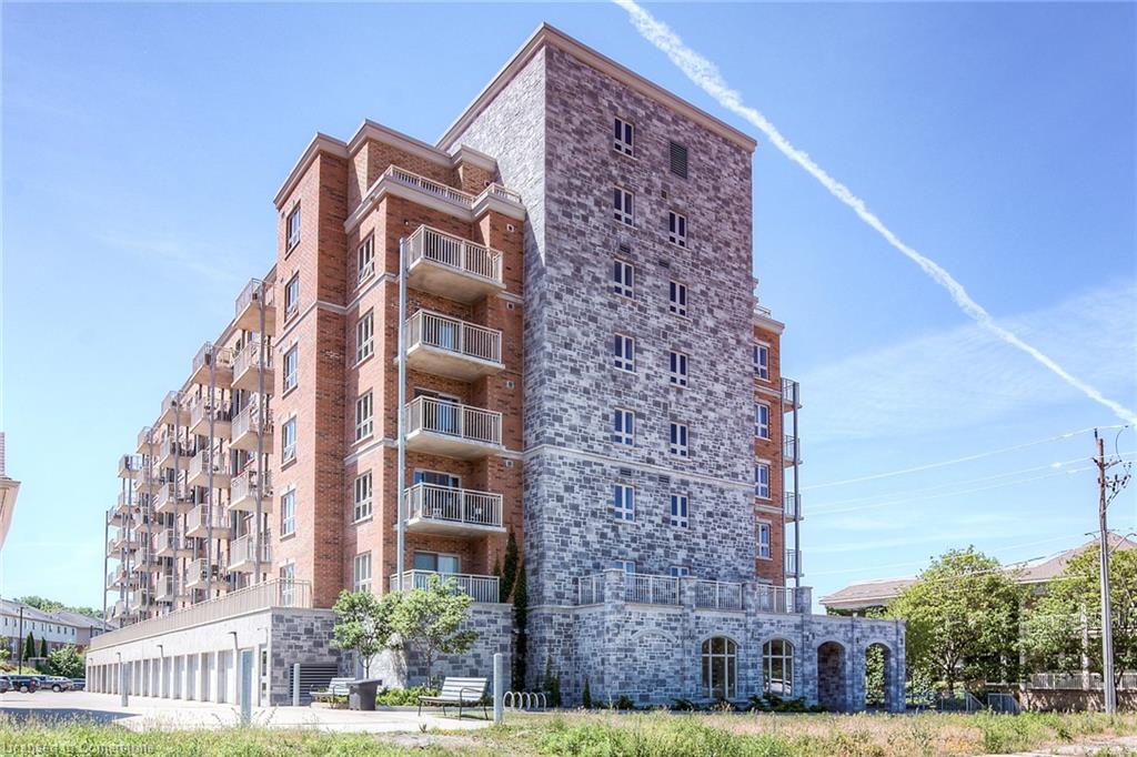 612-155 Water Street Property Photo 46
