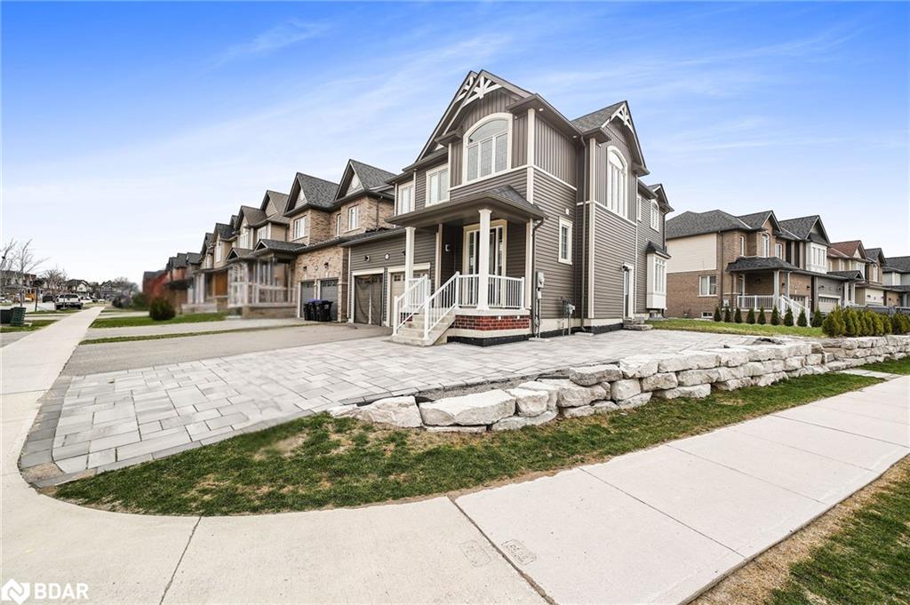 31 Wood Crescent Property Photo