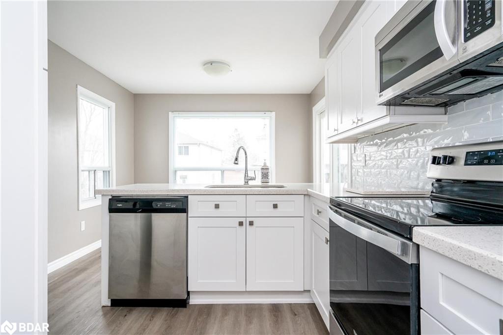 9 Penton Drive Property Photo 6