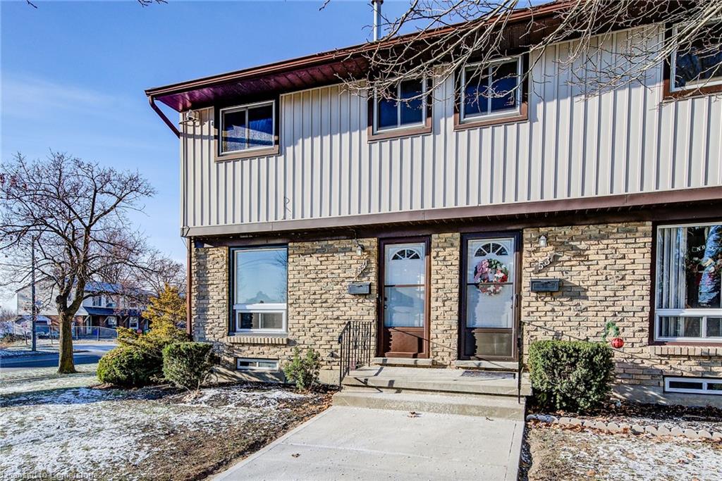 54-210 Glamis Road Property Photo 3