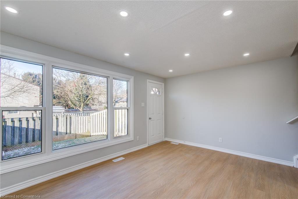 54-210 Glamis Road Property Photo 12