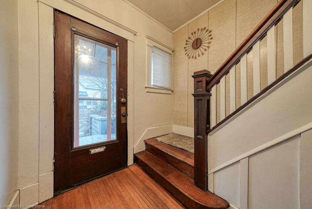 171 Owen Street Property Photo 15