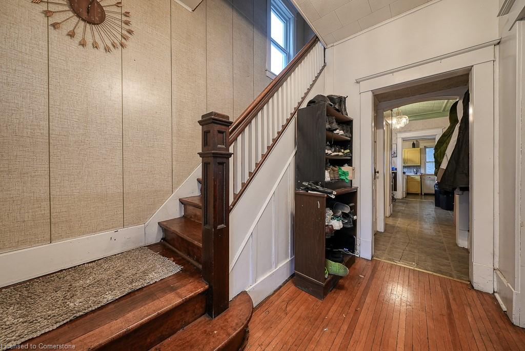 171 Owen Street Property Photo 16