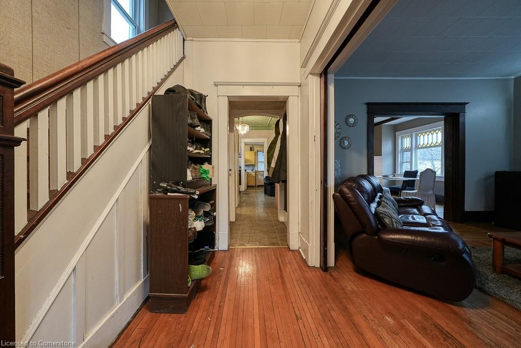 171 Owen Street Property Photo 17