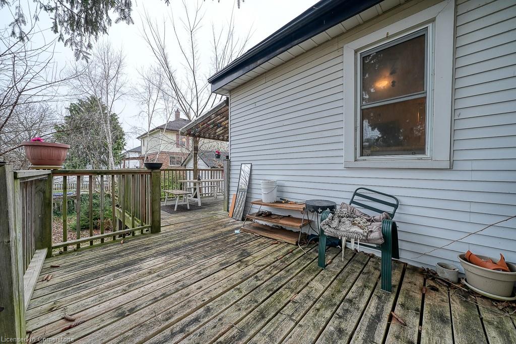 171 Owen Street Property Photo 31