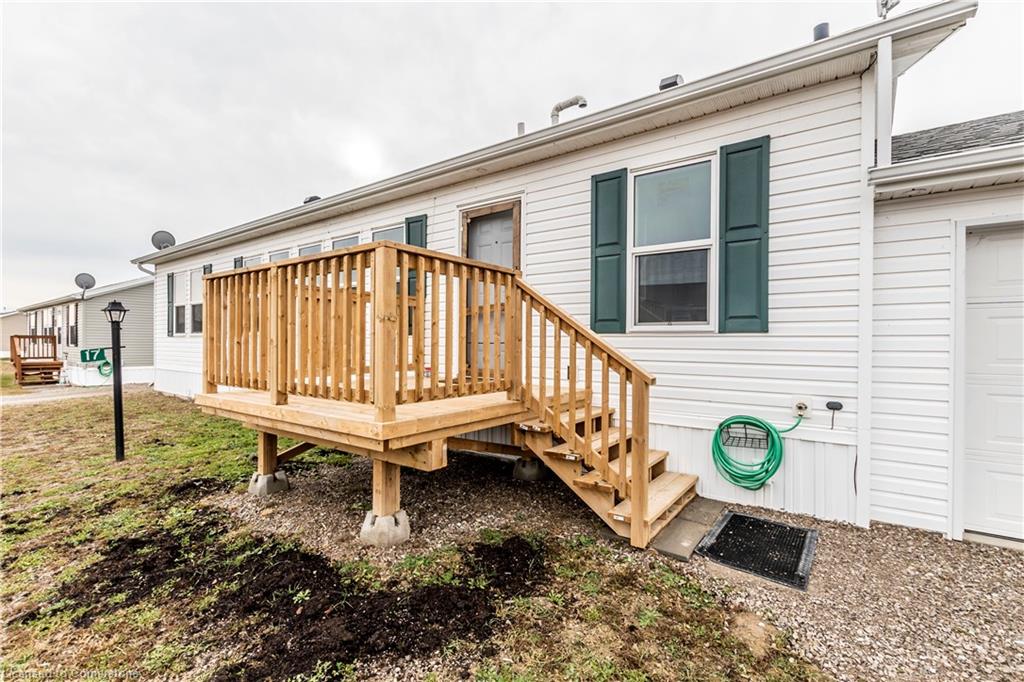 17 Bent Willow Court Property Photo 4
