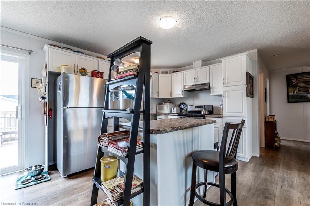 17 Bent Willow Court Property Photo 13