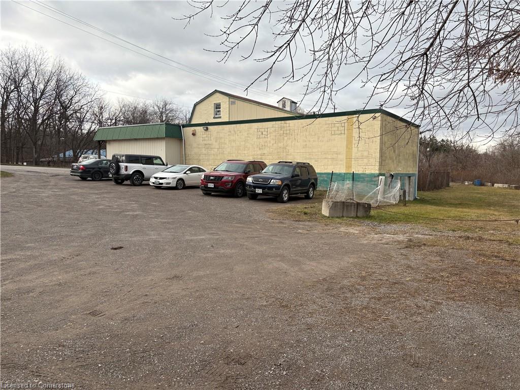 B-4839 King Street Property Photo 13