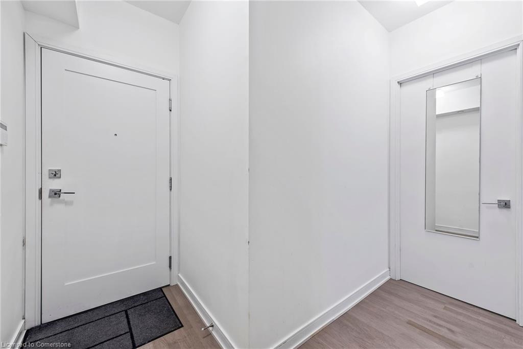 206-57 St Joseph Street Property Photo 6