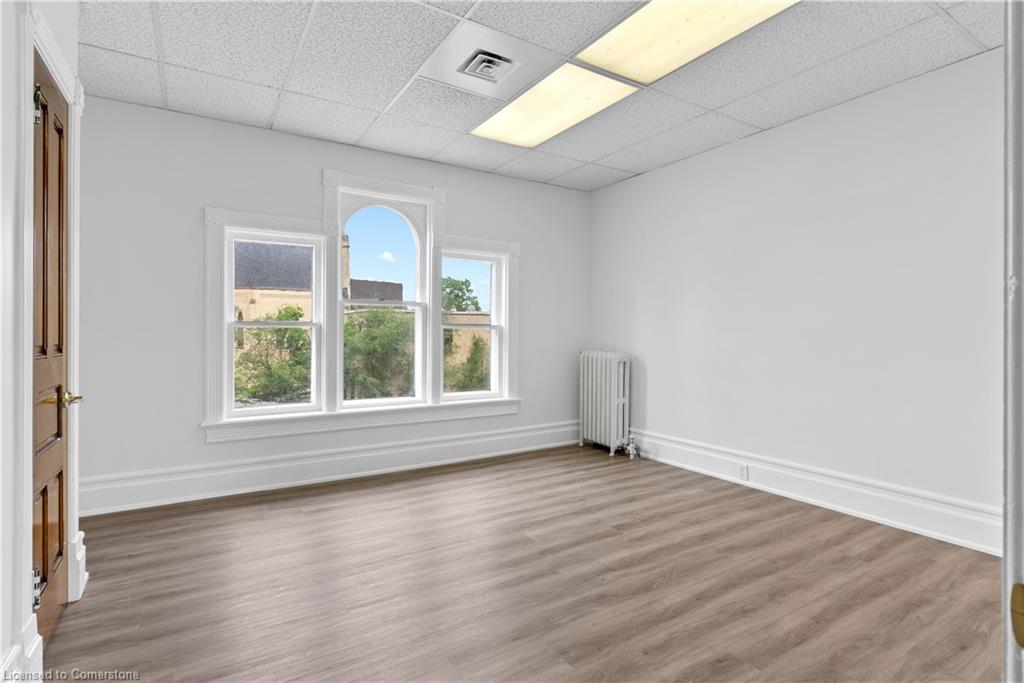 18 Weber Street W Property Photo 7
