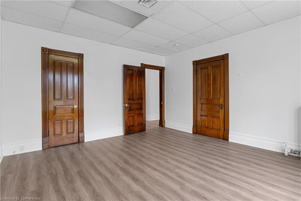 18 Weber Street W Property Photo 11