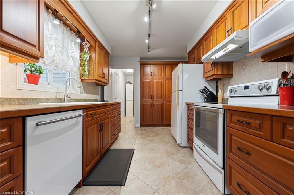 14 Wilkins Crescent Property Photo 9