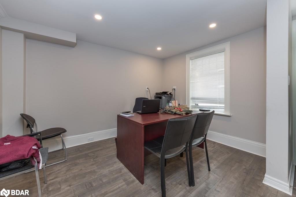 17 Ross Street Property Photo 6