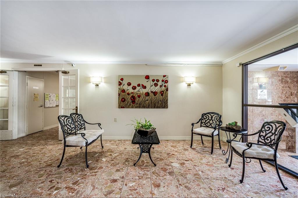 150 Wilson Street W Property Photo 3