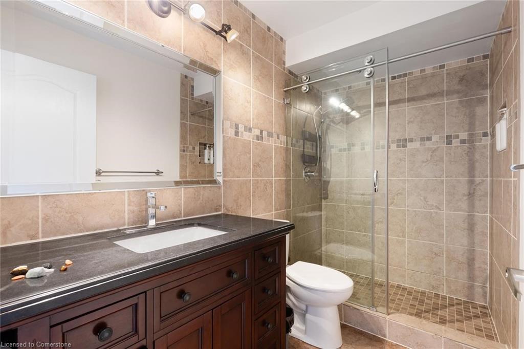 35-24 Kenyon Crescent Property Photo 16