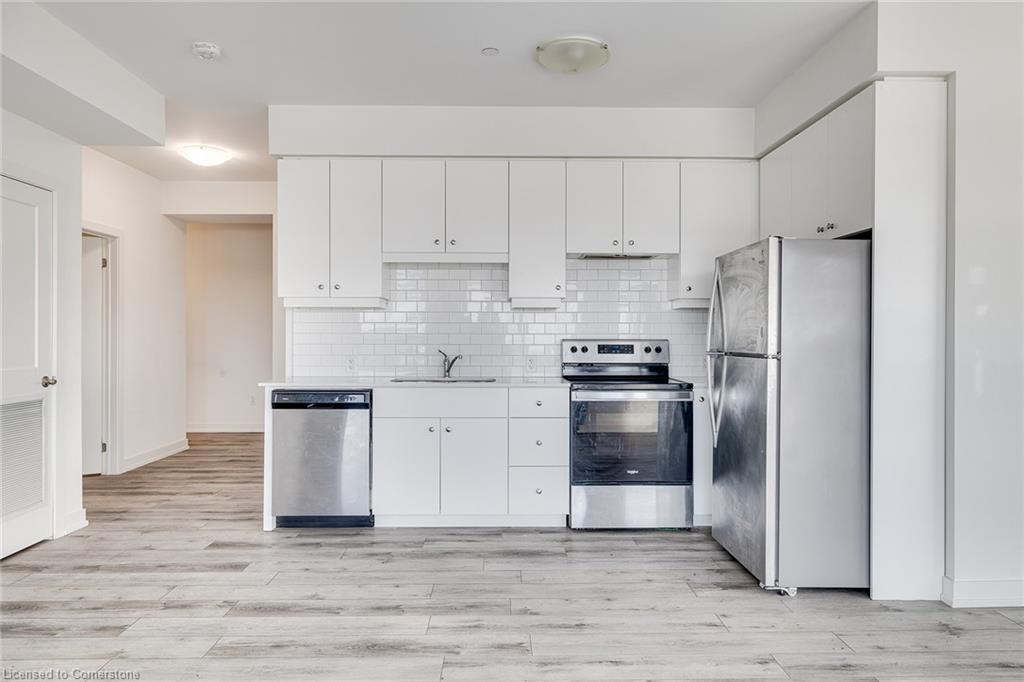 501-255 Northfield Drive E Property Photo 4