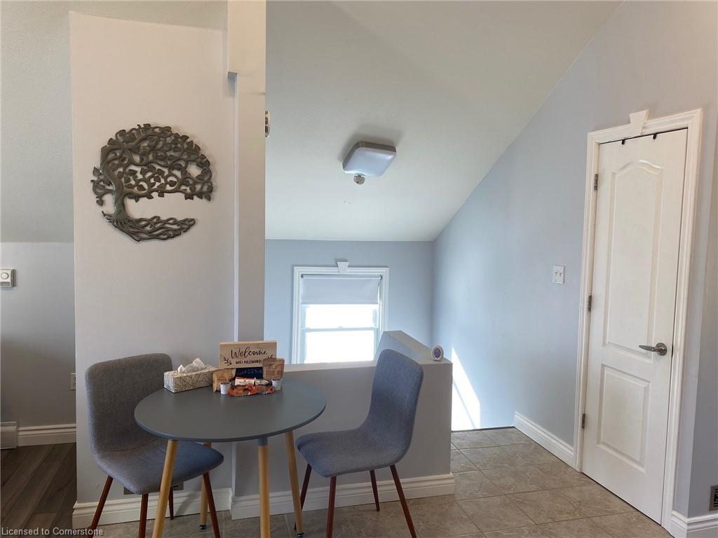 190 Rathowen Street Property Photo 18