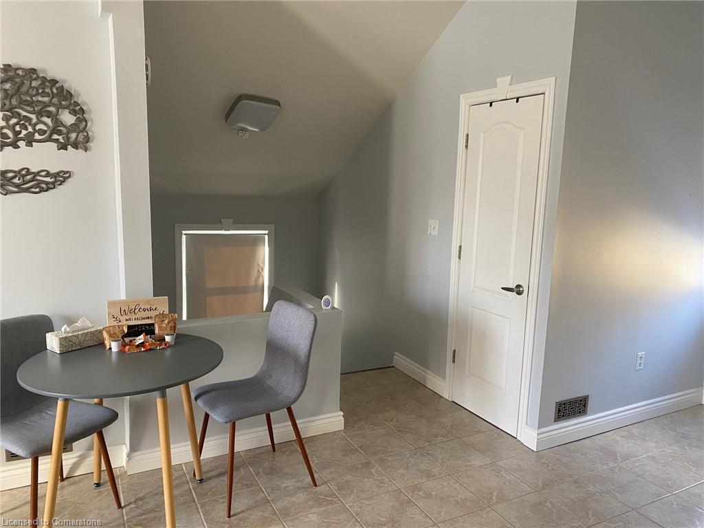 190 Rathowen Street Property Photo 24