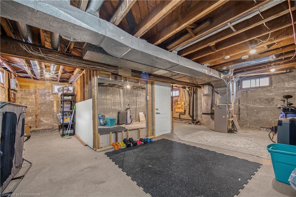 190 Rathowen Street Property Photo 27