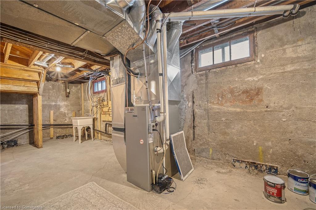 190 Rathowen Street Property Photo 30