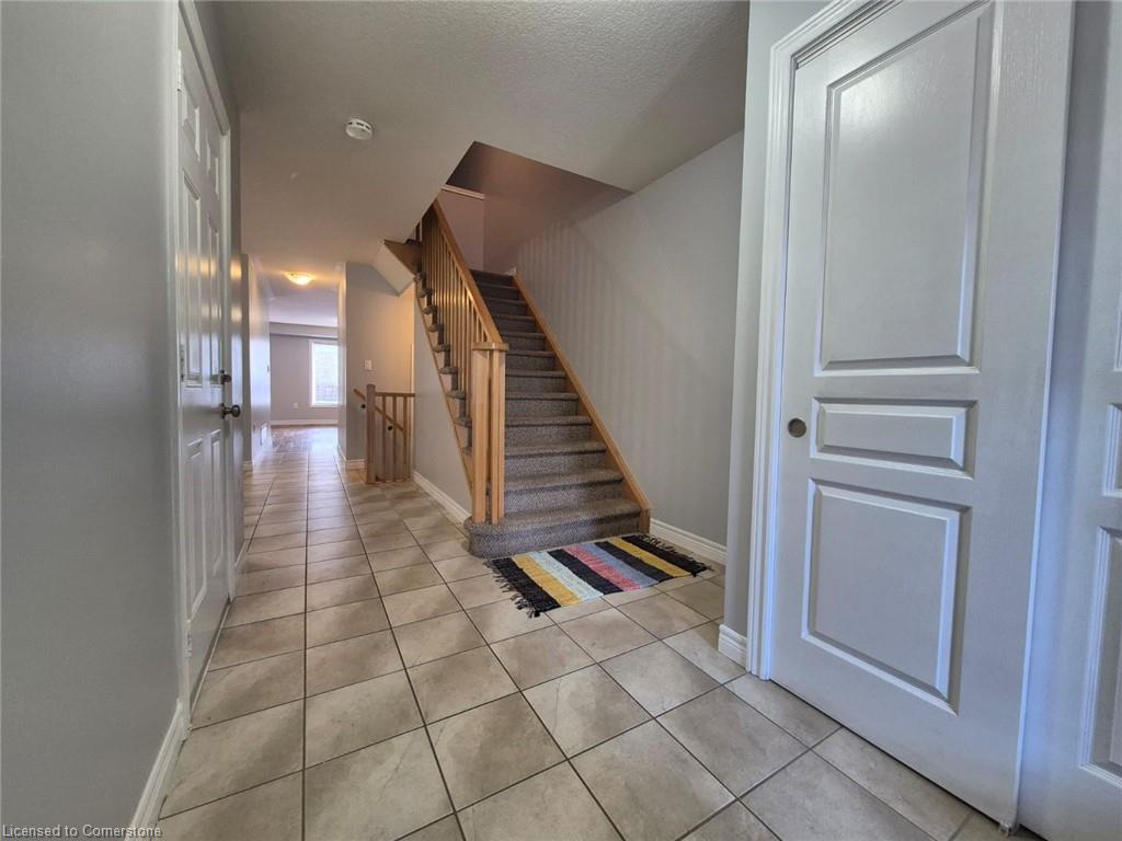 18 Celestial Crescent Property Photo 5