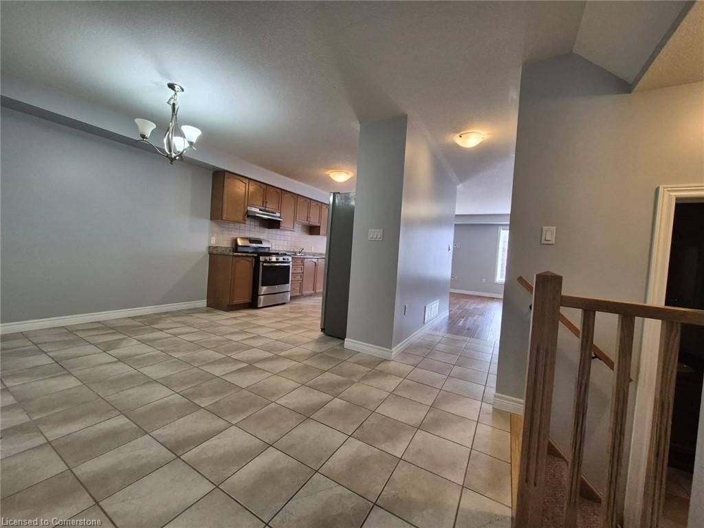 18 Celestial Crescent Property Photo 8