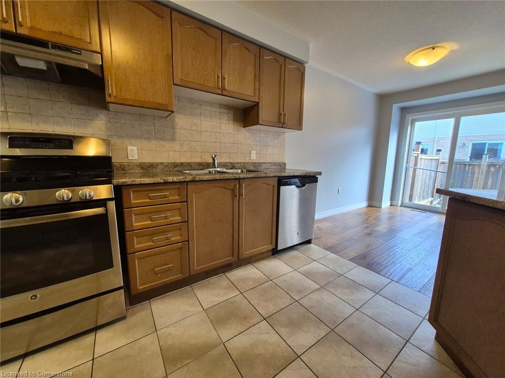 18 Celestial Crescent Property Photo 12