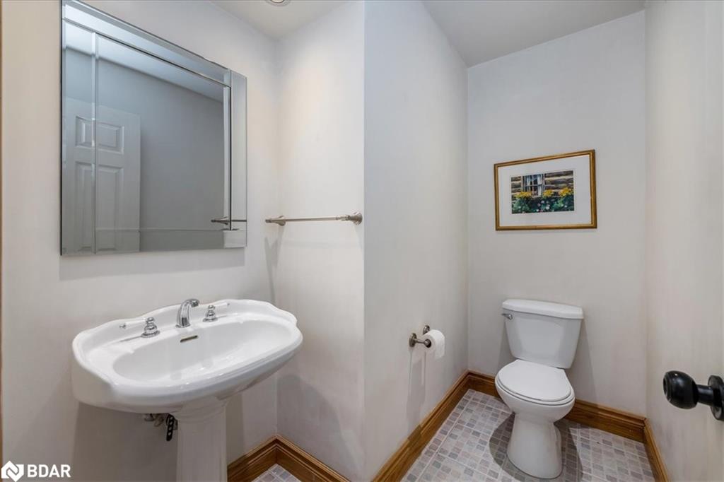 1450 Margaret Crescent Property Photo 15