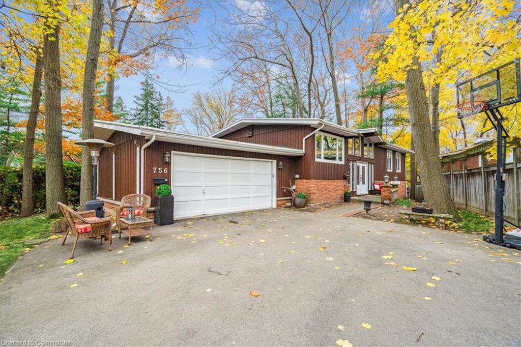 756 King Road Property Photo