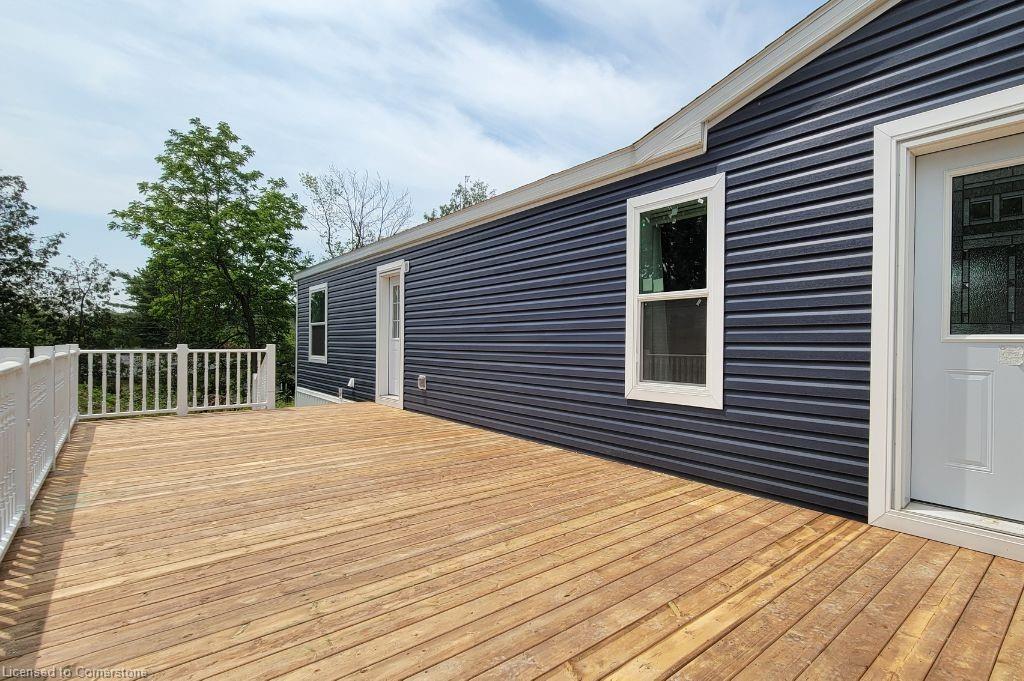 24 Macpherson Crescent Property Photo 4