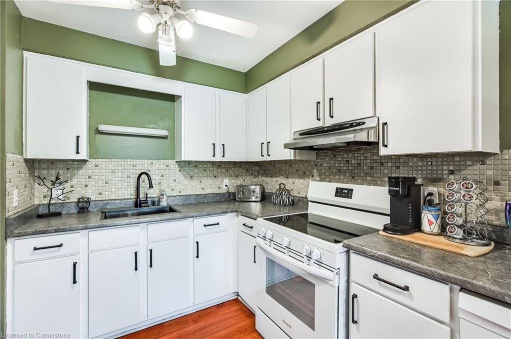 4553 Sussex Drive Property Photo 6