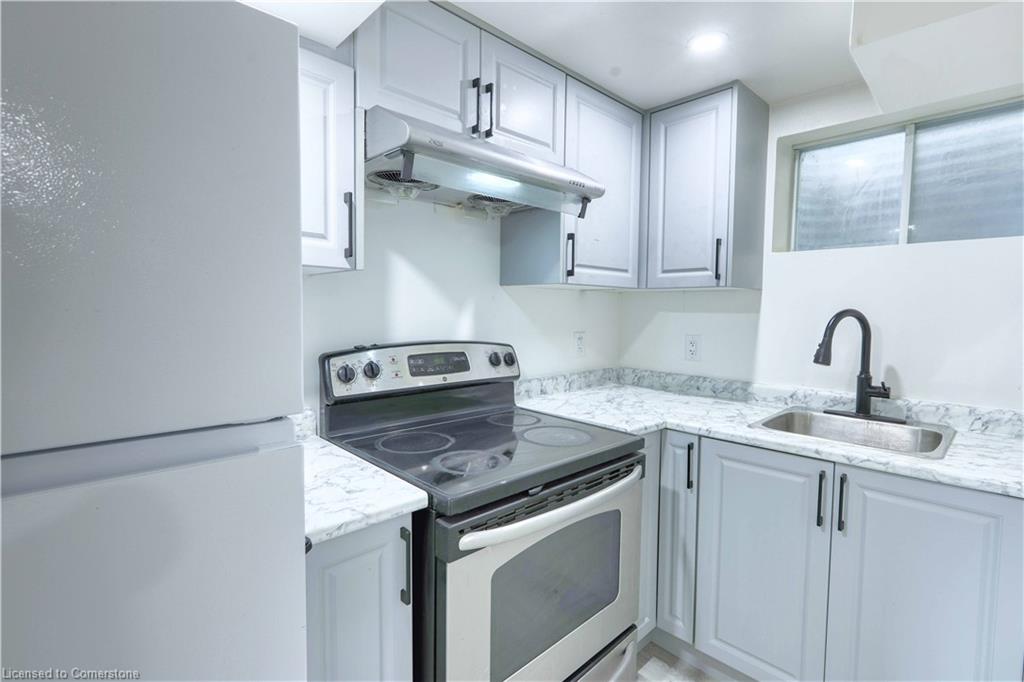 130 Clarence Street Property Photo 19